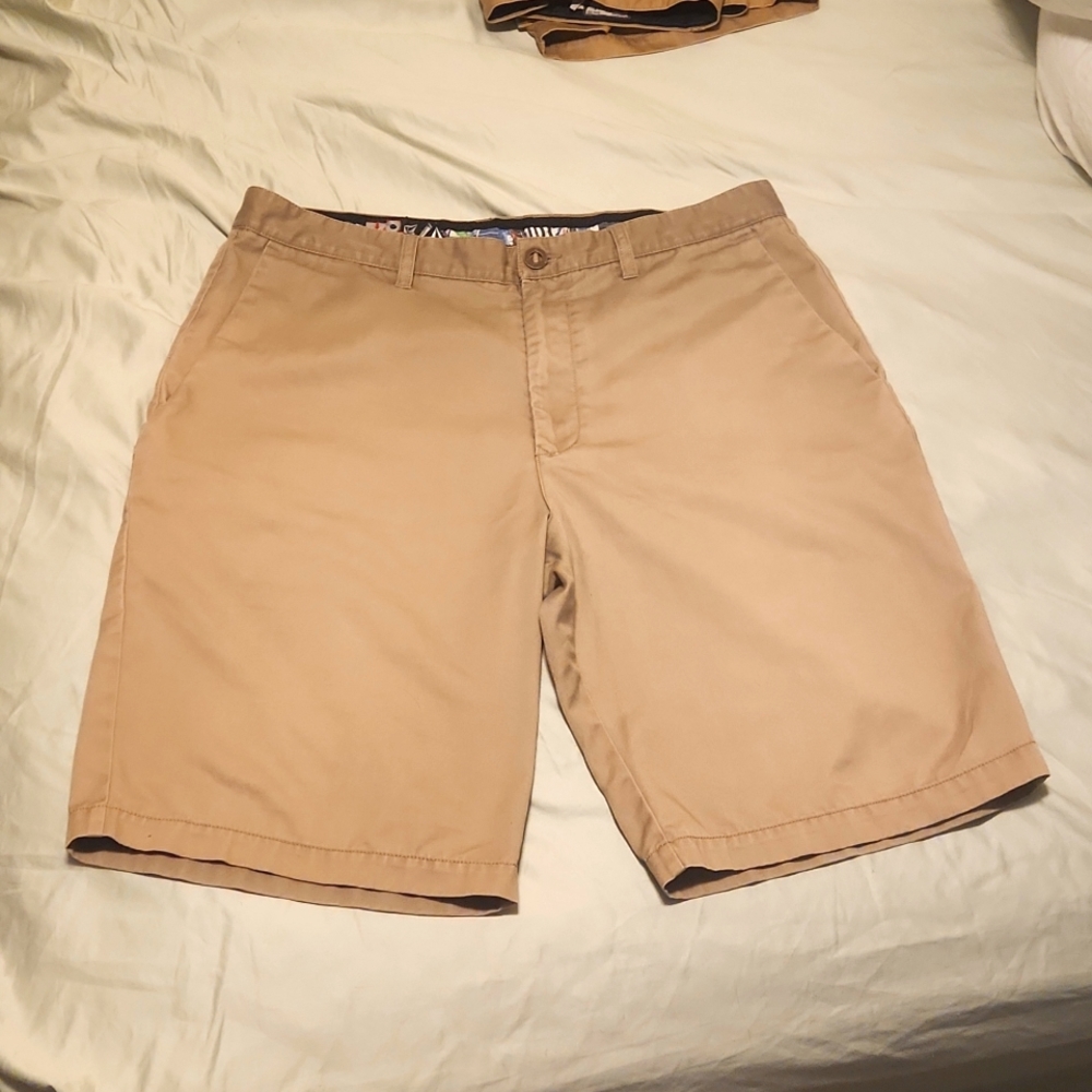 Volcom men's shorts size 36